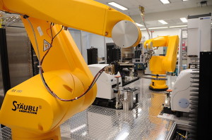 800px-Chemical_Genomics_Robot